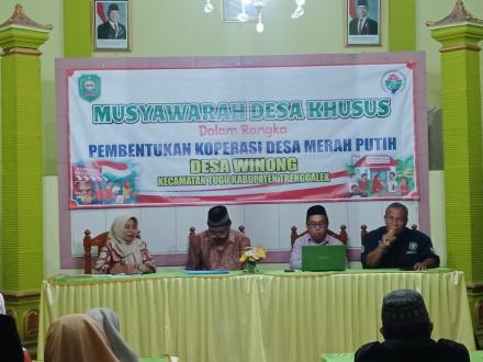 MUSYAWARAH DESA KHUSUS PEMBENTUKAN KOPERASI DESA MERAH PUTIH DESA WINONG TAHUN 2025