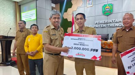 PETUGAS REGTRASI DESA JUARA 3 PENUNTASAN PERKAWINAN BELUM TERCATAT
